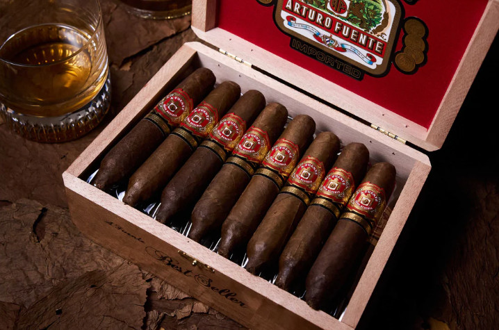 History of Arturo Fuente Hemingway Cigars Online